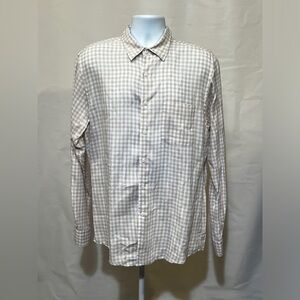 UNIQLO‎ Men’s khaki and white gingham long sleeve button down shirt size XL.